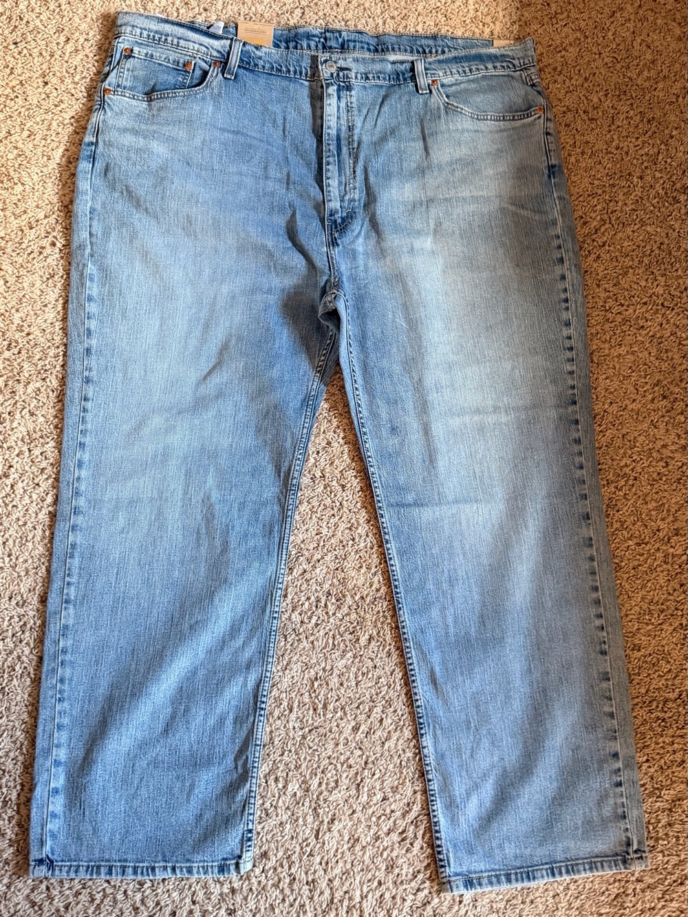 Men’s NWT Levi’s 559 Jeans Size 50 x 32